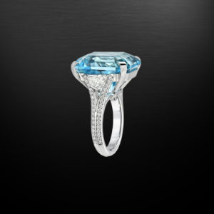 Brazilian Aquamarine Emerald Cut Diamond Platinum Ring 20.37 Carat